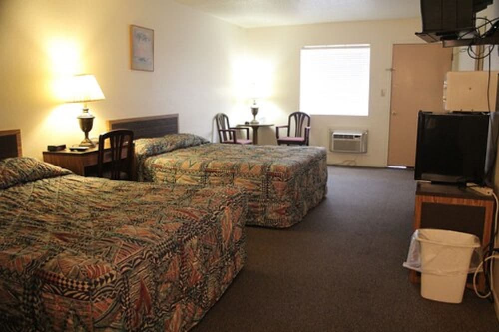 The Lake House Inn