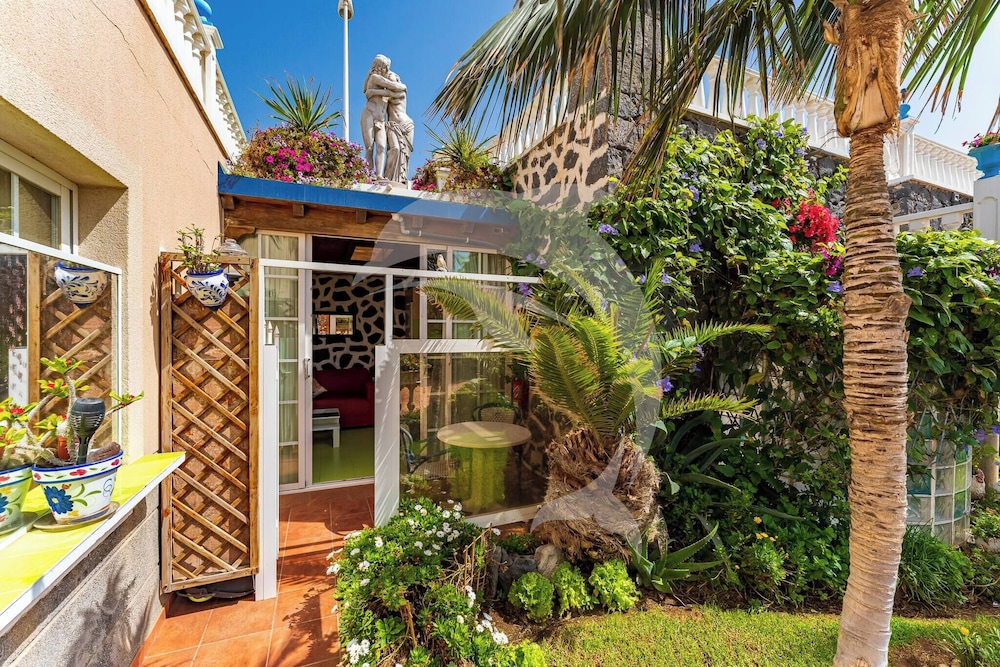 Relax in El Médano's Hidden Gem 1-bedroom Apartment