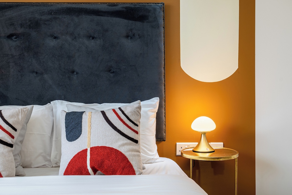 Local Host Living - Signature Apartments in Nicosia