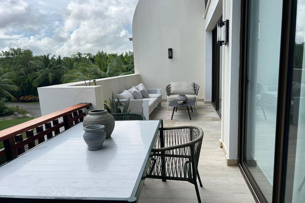 Apartment w 3BR Near the Beach in Portillo RAA view 3