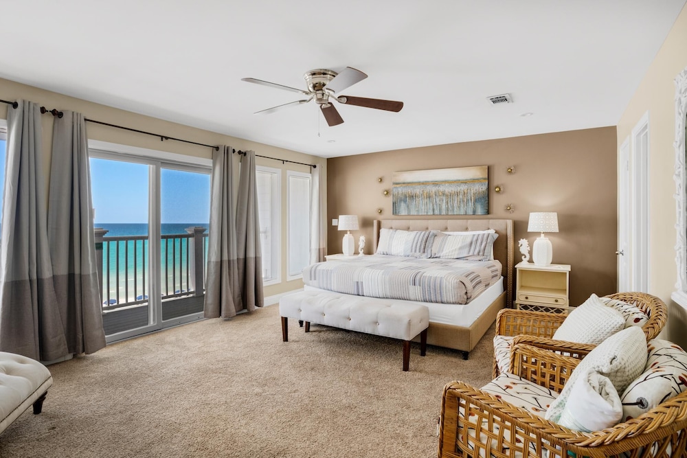Little House on the Beach view 5