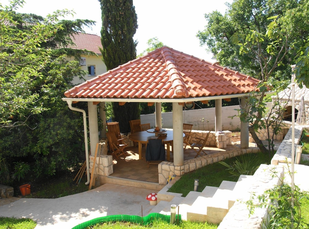Seaside Escape Selce Apartments