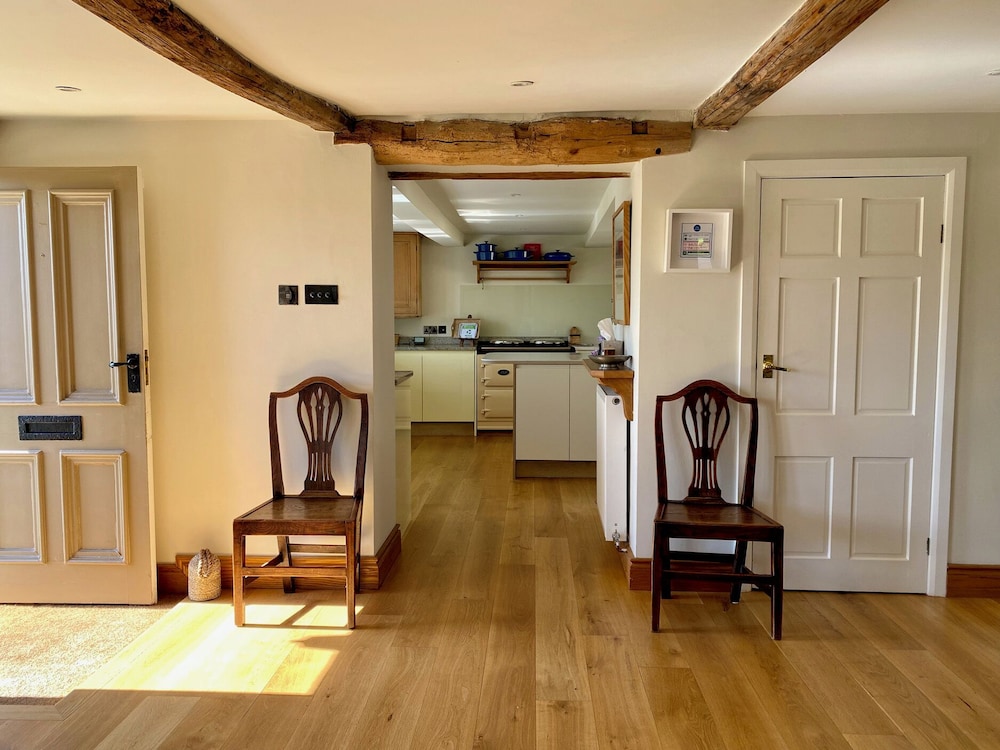 Woodlea Cottage