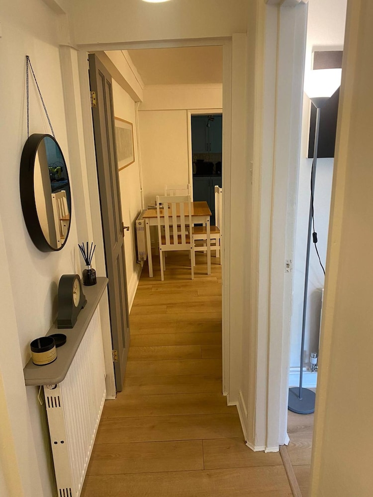 Beautiful & Cosy Apartment in Brighton BN2 3AD