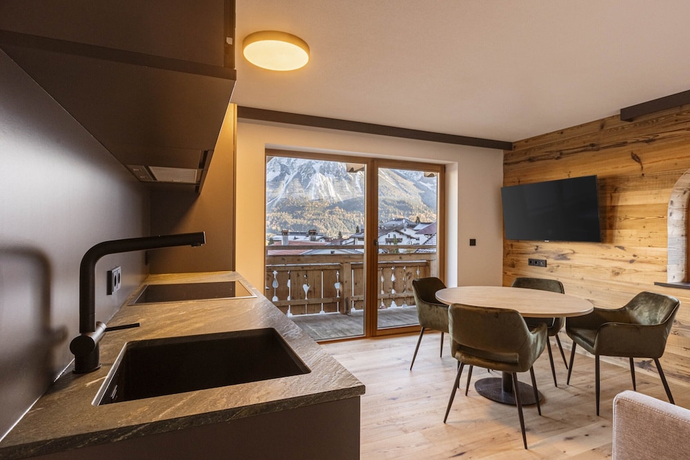 Lavish Apartment With Sauna