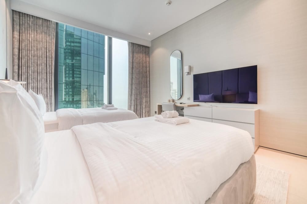 Picturesque Balcony and Beach Haven at Address JBR