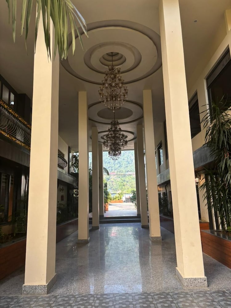 The Elite Resort