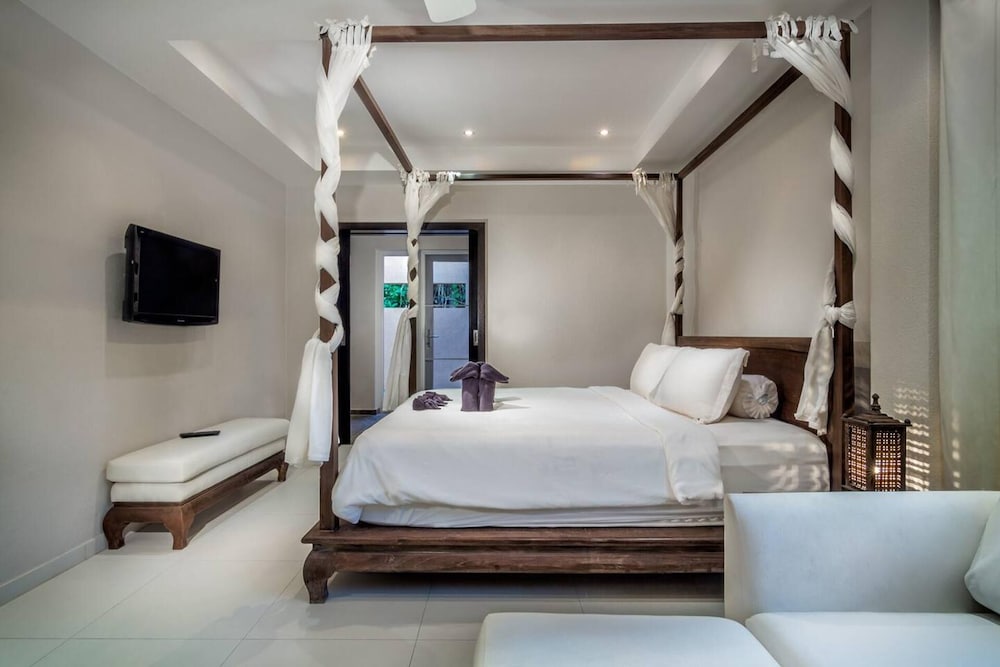 Villa Banromyen 50ab Siamroyalview 70mtrs to Beach