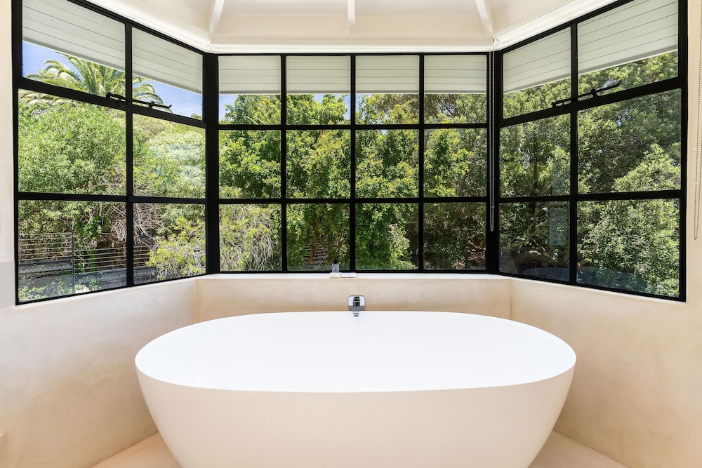 River 42 Camps Bay - Luxury Villa With Pool Stream