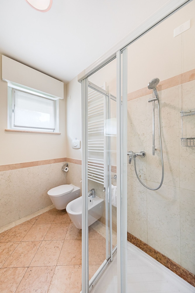 Residenza Miralago - 04 Augusta - Locazione BK