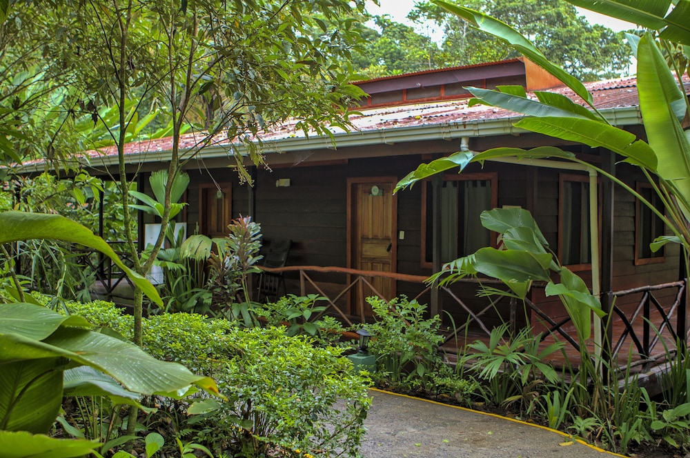 Pachira Lodge