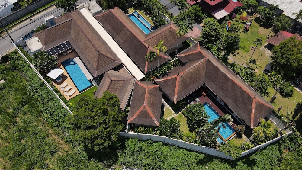 Live the Tropical Dream at Villa Mylico