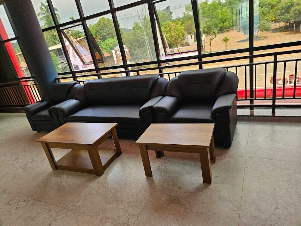 Ashwini Hotel And Lodging