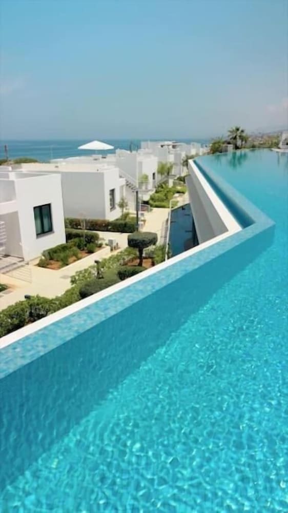 Two Bedroom Stylish Apartment With sea and Mountains View!