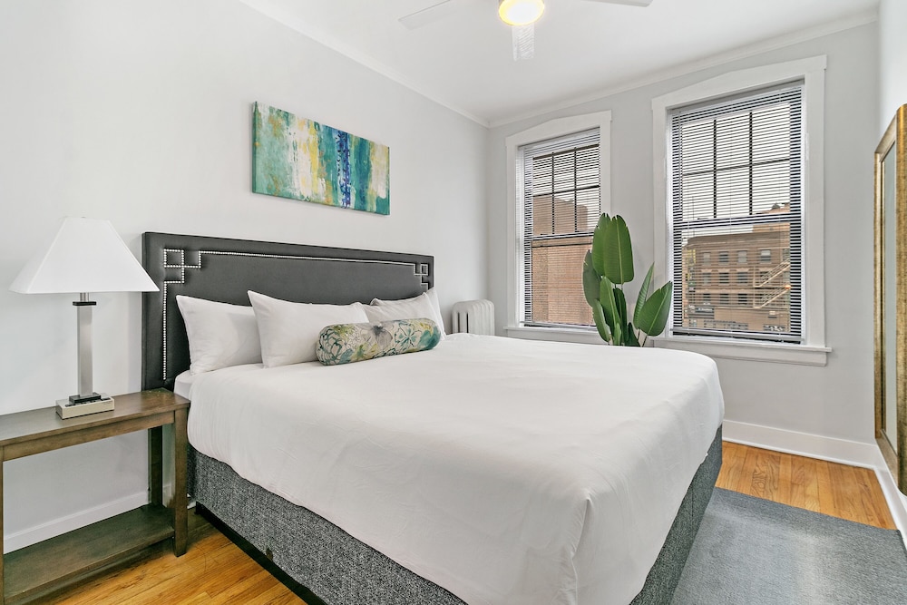 1BR Fully Equipped - Belmont rep