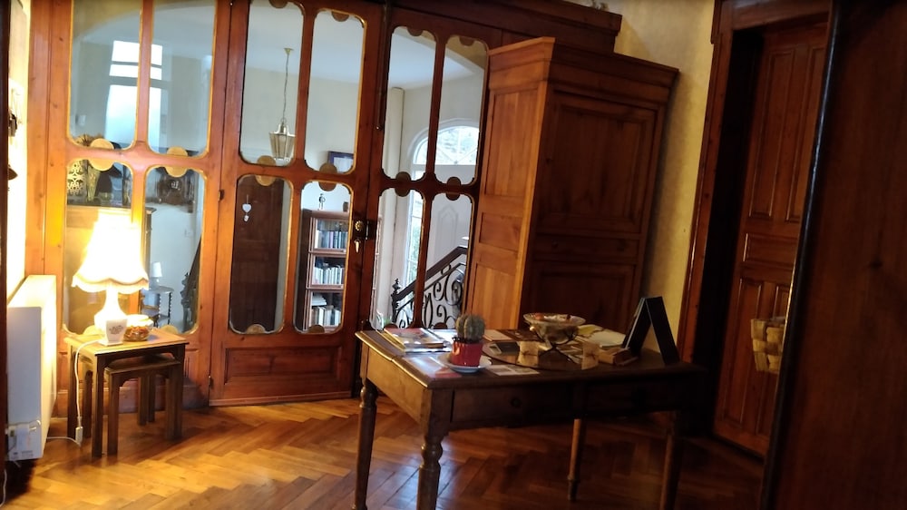 Chambres d'Hôtes Les Clefs du Bonheur view 2