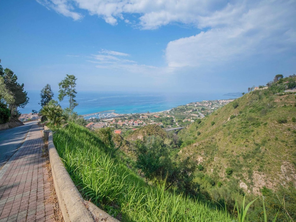 Apartment in Tropea With Mountain Views view 5