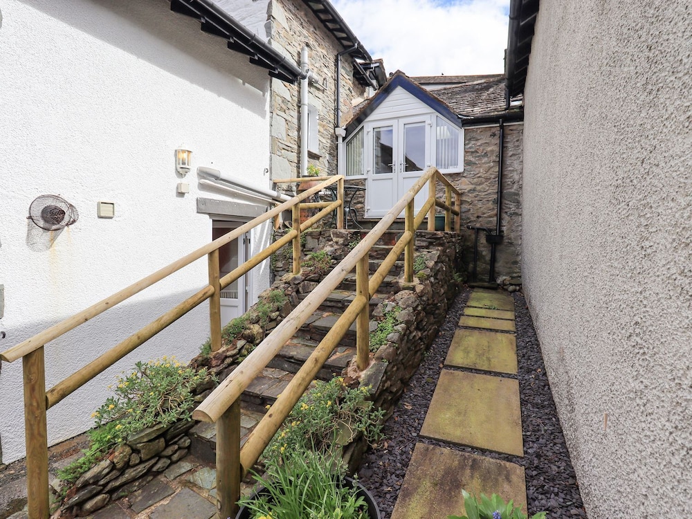 Hollens Cottage