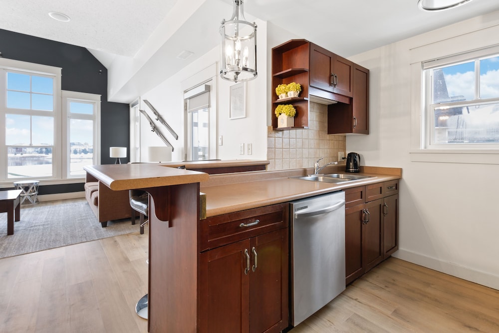 Rivergrass Condos