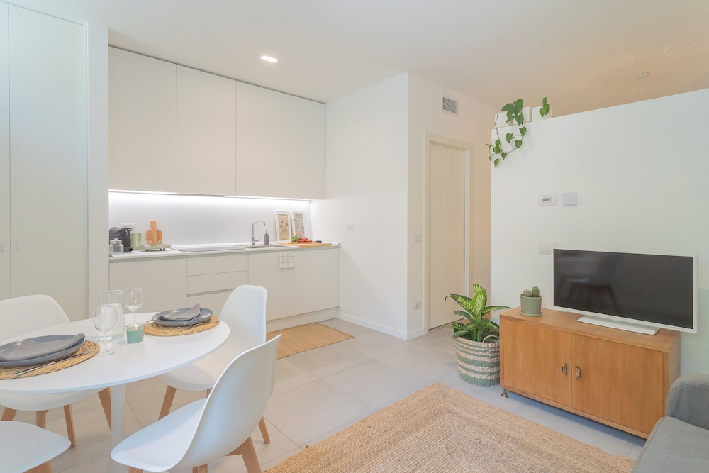 Salvia & Ginepro Apartments by Rent all Como