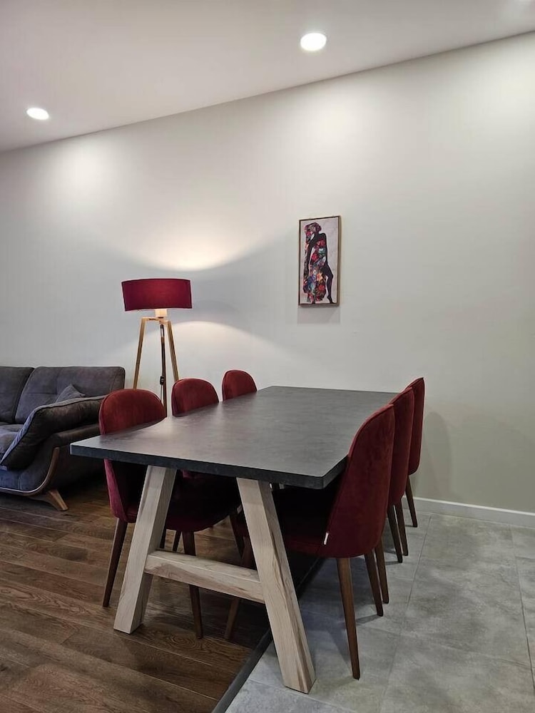 Tbilisi Gardens One Bedroom With Pool