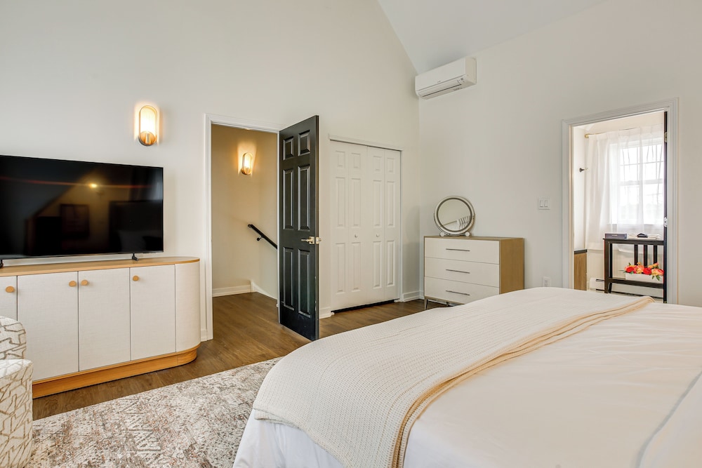 Luxe Atlantic City Stay: Walk to Beach & Boardwalk