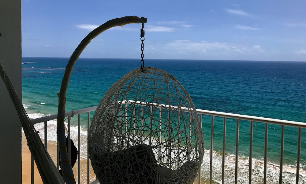 Ocean View Gorgeous 1 Bedroom Apt