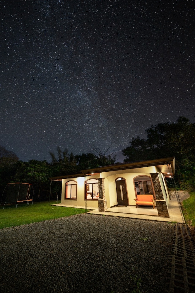Monteverde Cloud Forest Vacations - Villas Macadamia - Monteverde - Property Image 2