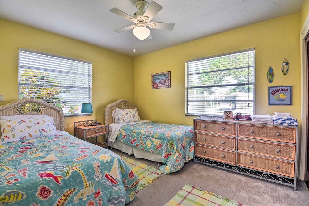 Charming Nokomis Home: Walk to Beach! view 5