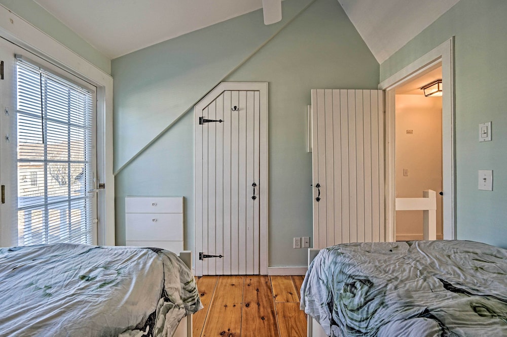 Ocean View + Beach Access: Cape Cod Townhome