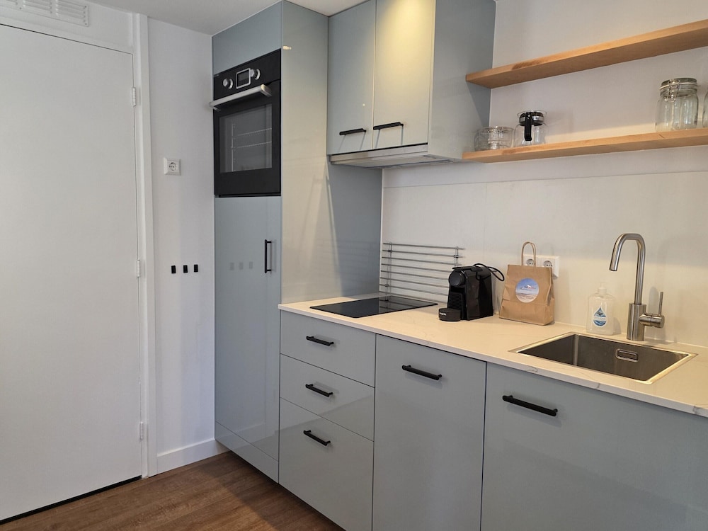 Charming and Cozy Furnished 2-person Studio Apartment