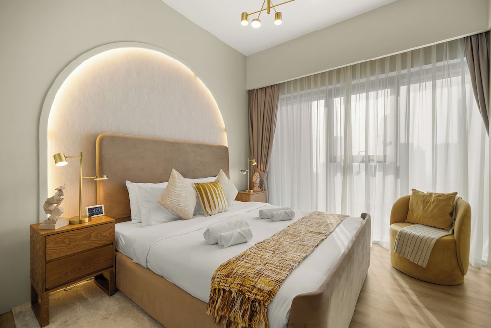 Ultra LUX Burj View Spacious High Floor