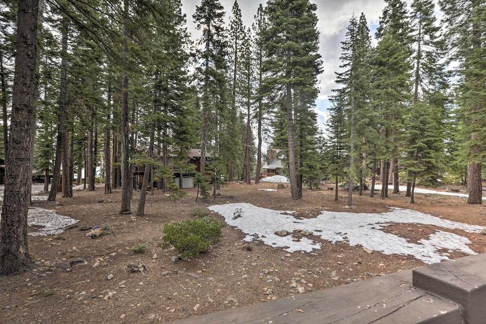 Carnelian Bay Home < 1 Mi to Tahoe Beaches - Property Image 6