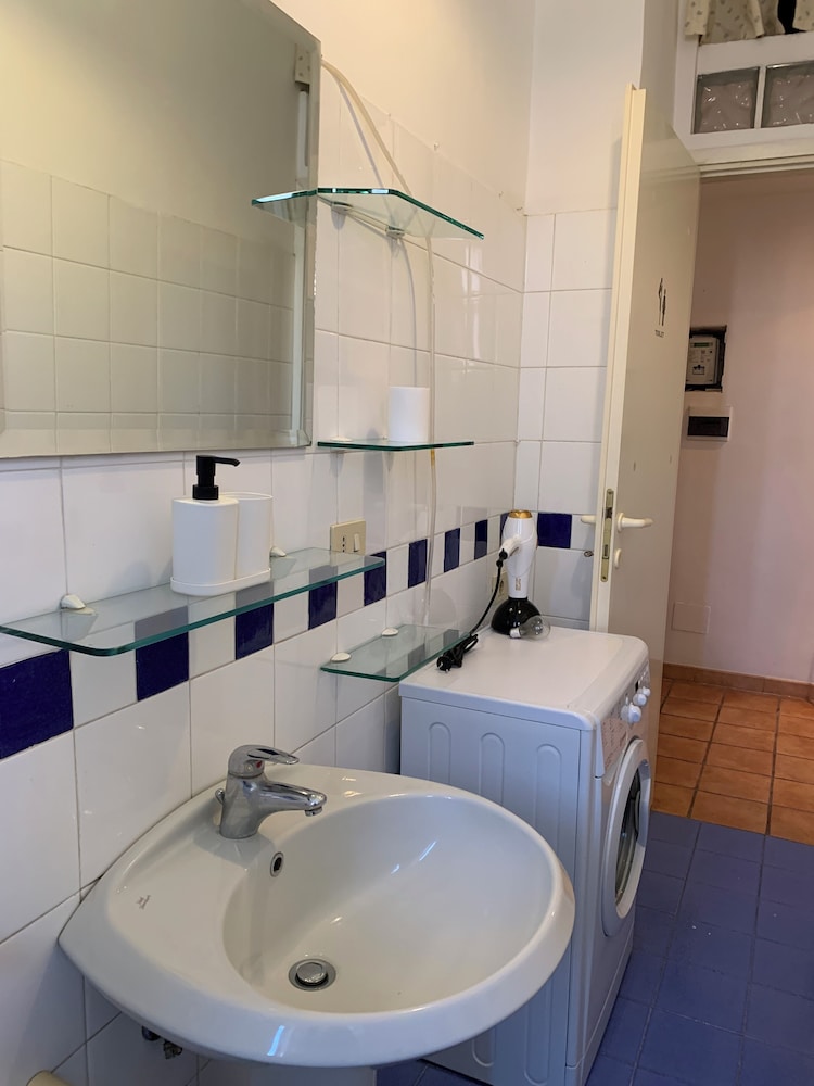 Flat nearby Vaticano - Caracciolo 4
