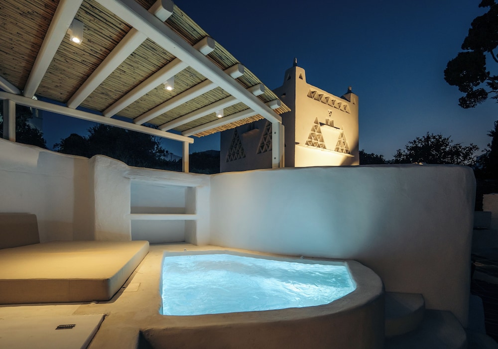 Rabagas Suites