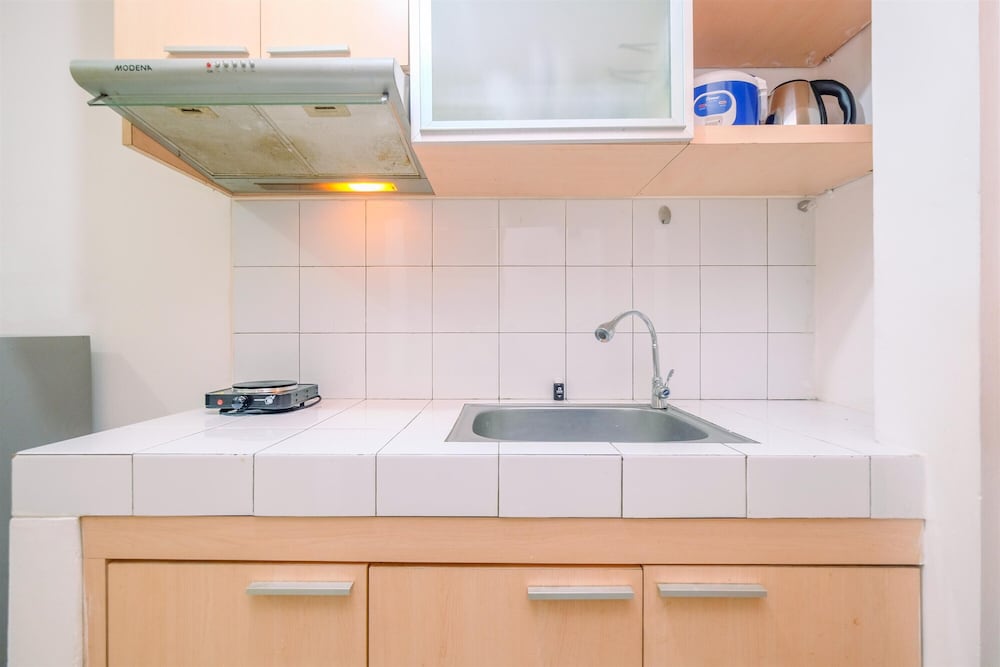 Nice and Comfort Studio at Margonda Residence 2 Apartment
