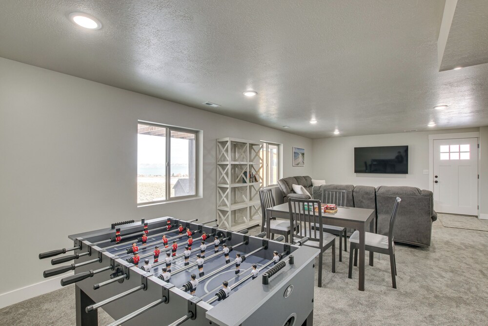 2 Mi to Bear Lake: Mtn-view Gem in Garden City