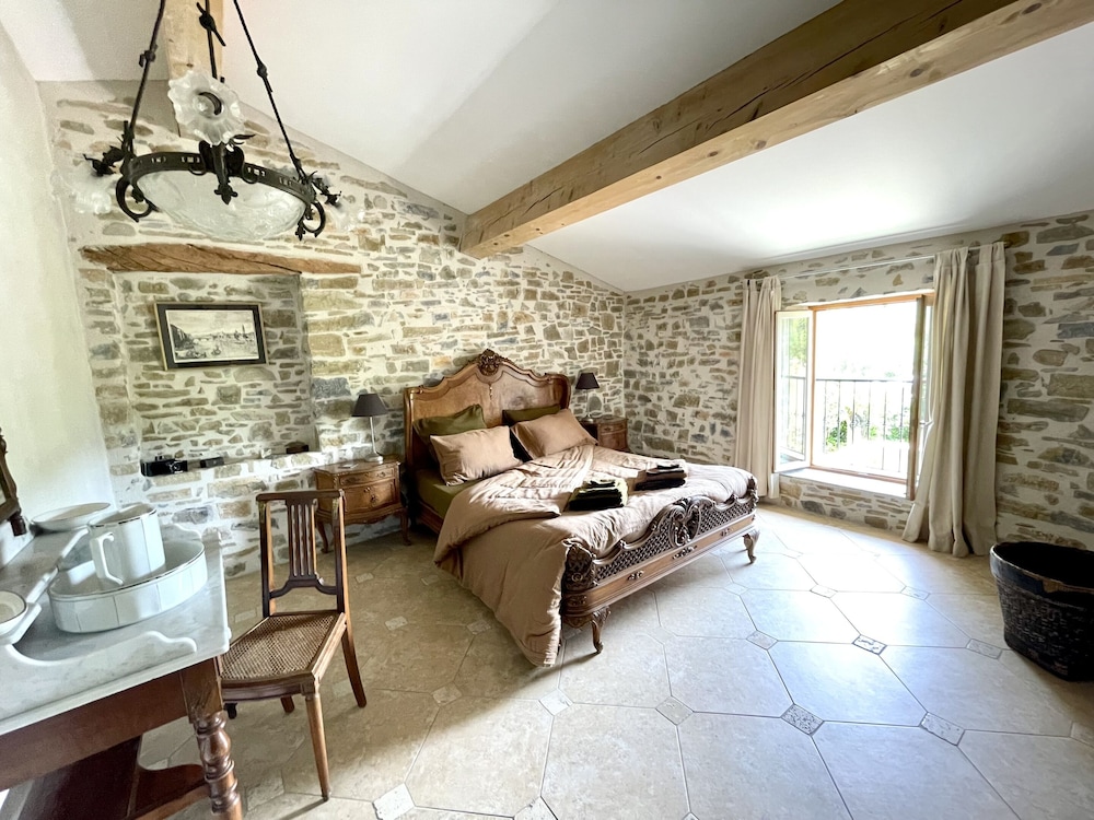 Le Domaine de La Tuilerie - Gîte de Charme en Bord de Rivière Avec Piscine view 5
