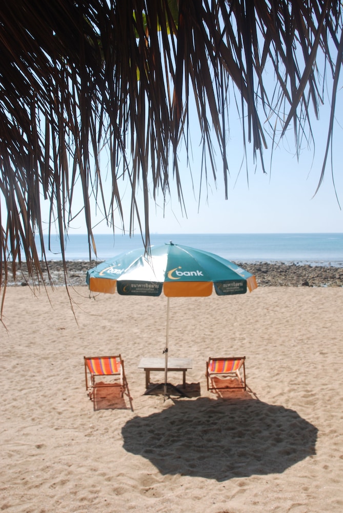 Lanta Coral Beach Resort