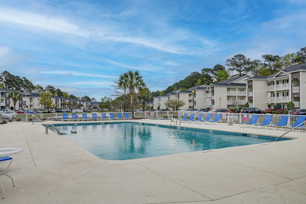 Myrtle Beach Condo: 6 Mi to Ocean!