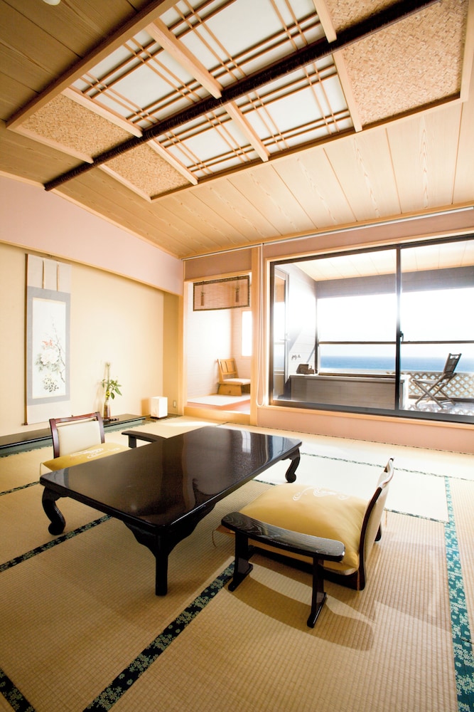 Inatori Toukai Hotel Yuen