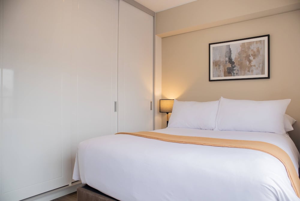 w Amazing 3BR w Balcony in Miraflores
