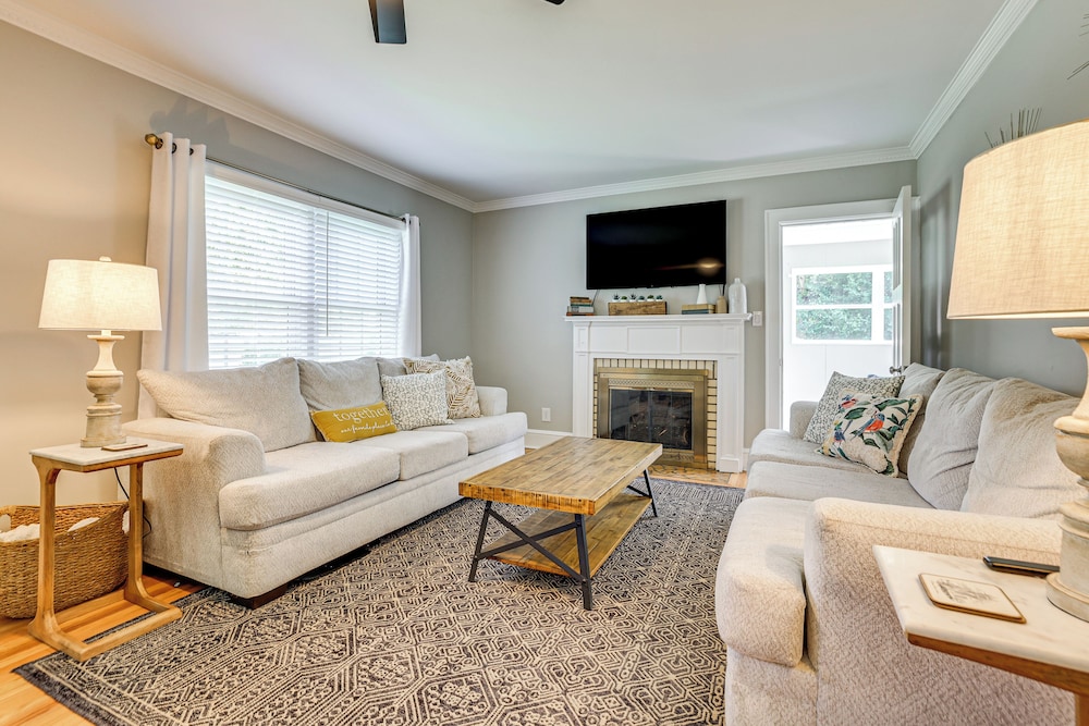 1 Mi to Downtown Greer: Family Home w/ Gazebo!