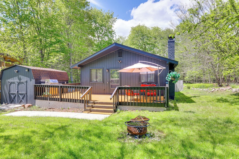 Walk to Lake Carobeth: Gem in Pocono Country Place
