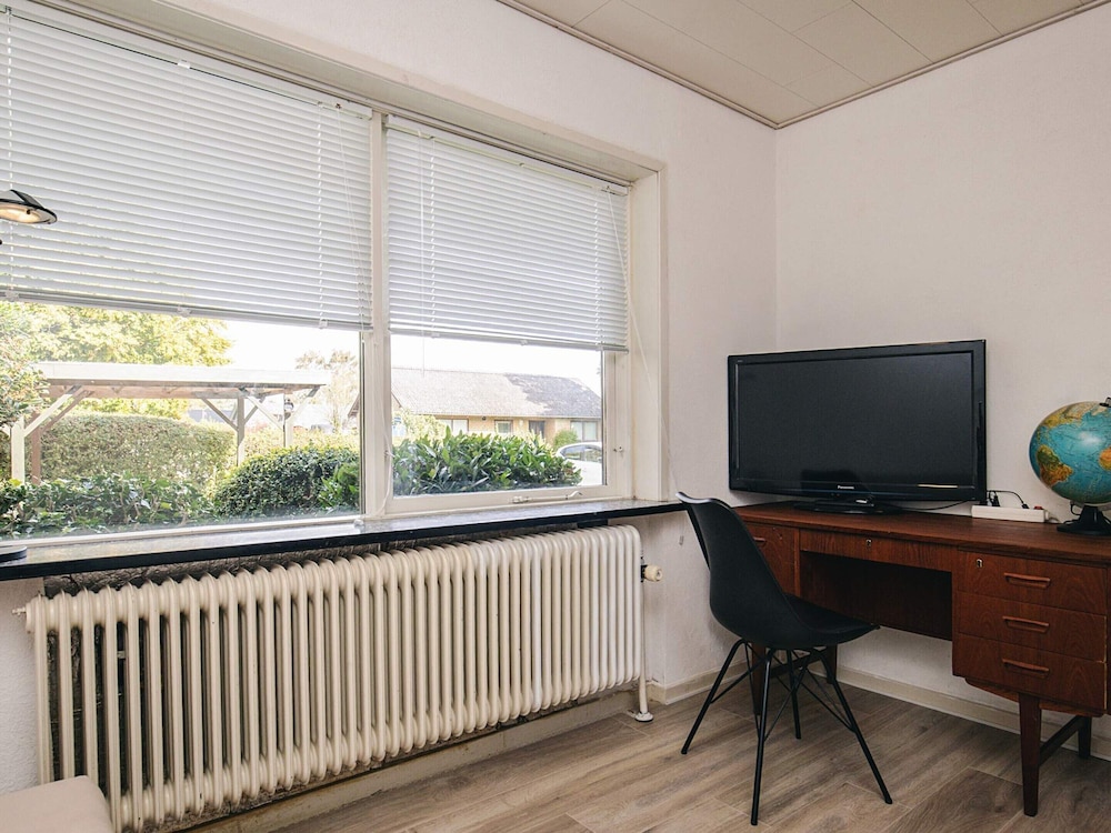 6 Person Holiday Home in Hals