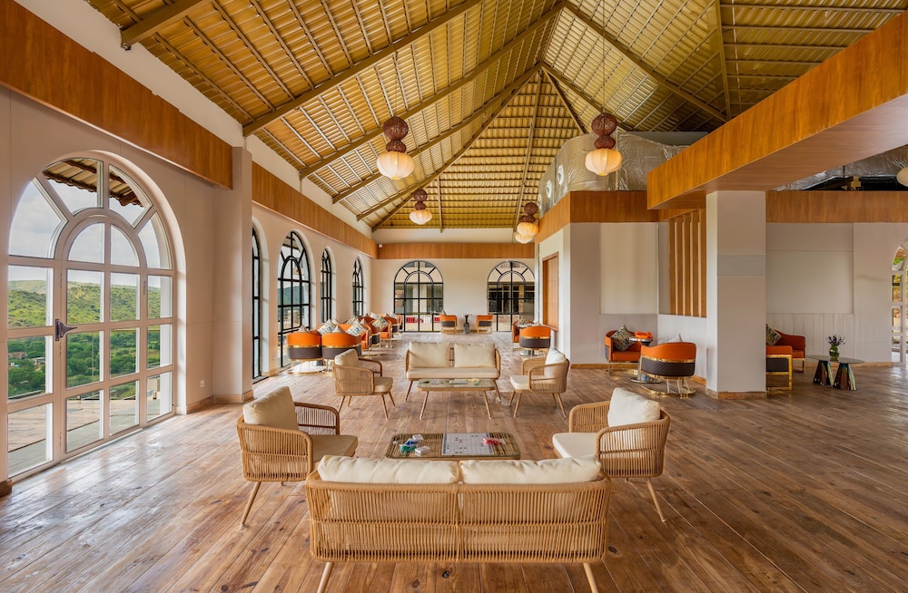 Nanda Hill Resorts
