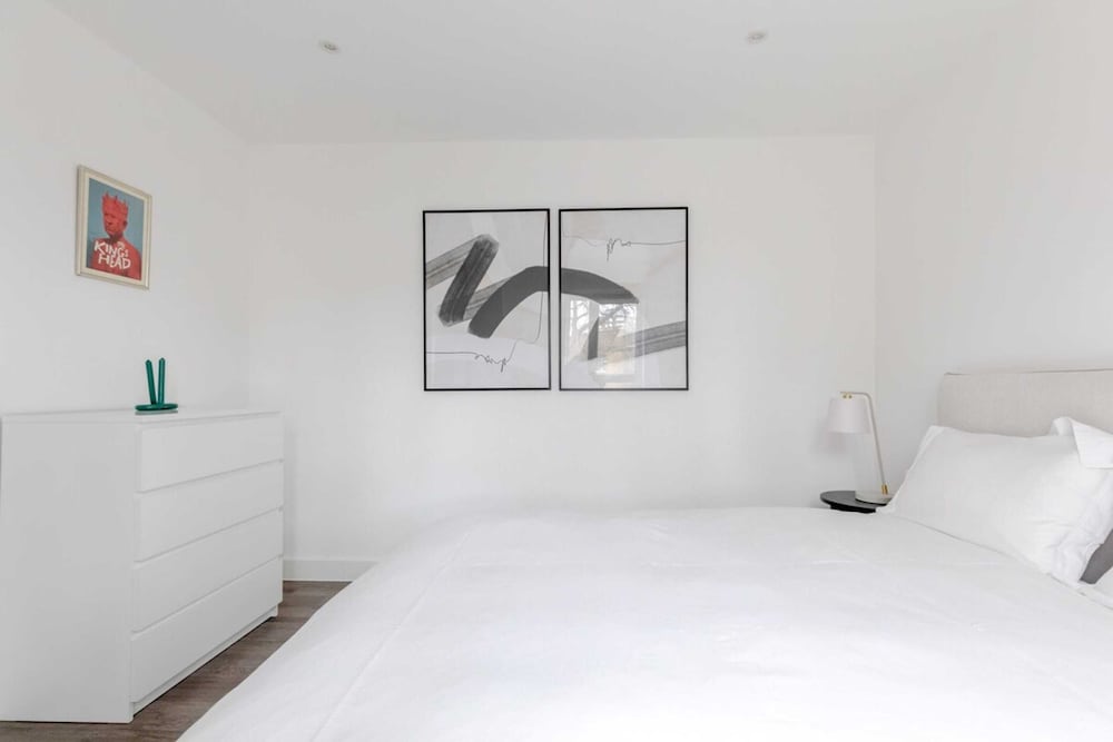 Elegant & Serene 2BD Flat W/roof Terrace Hoxton!