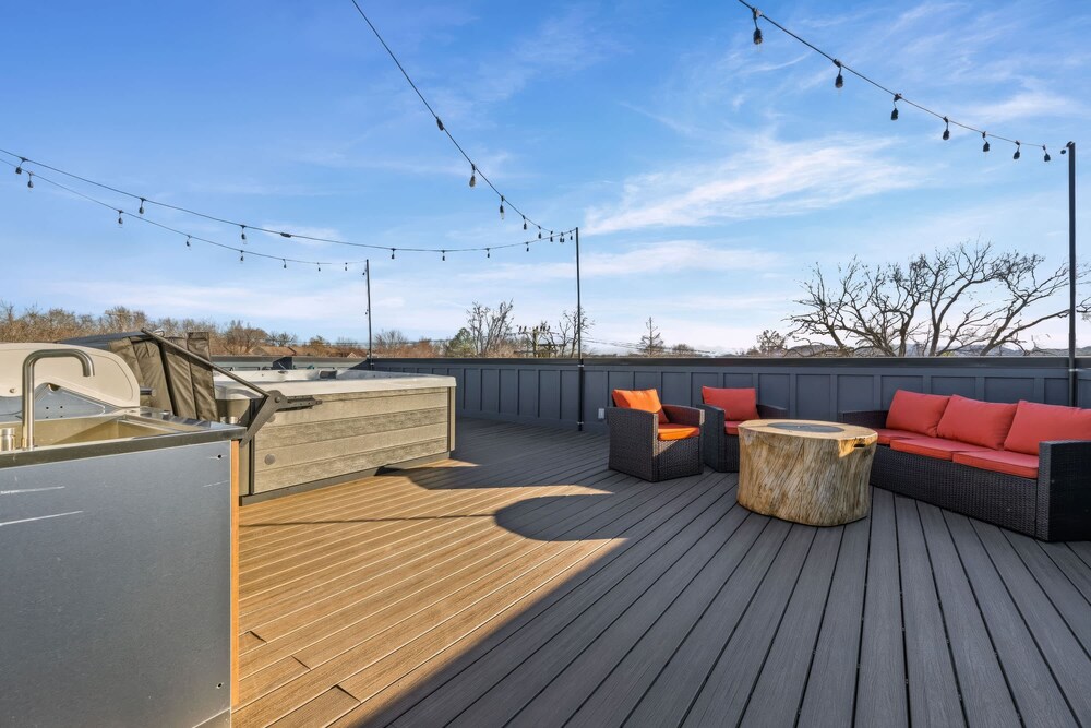 4 Rooftop Decks 4 Hot Tubs Game Rooms Sauna