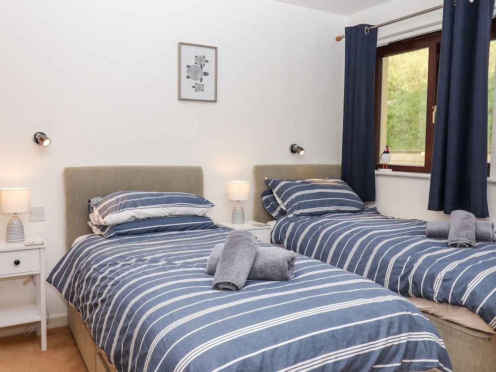 4 Burgh Island Causeway