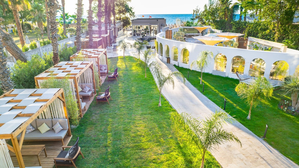 Rose Garden Butik Otel - Image 53